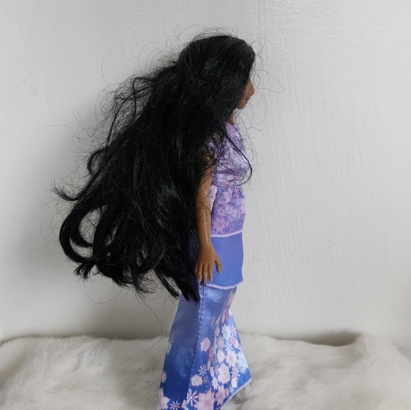 Jakks Pacific Disney Encanto Isabela Madrigal 11" Fashion Doll With Dress - Picture 6 of 8